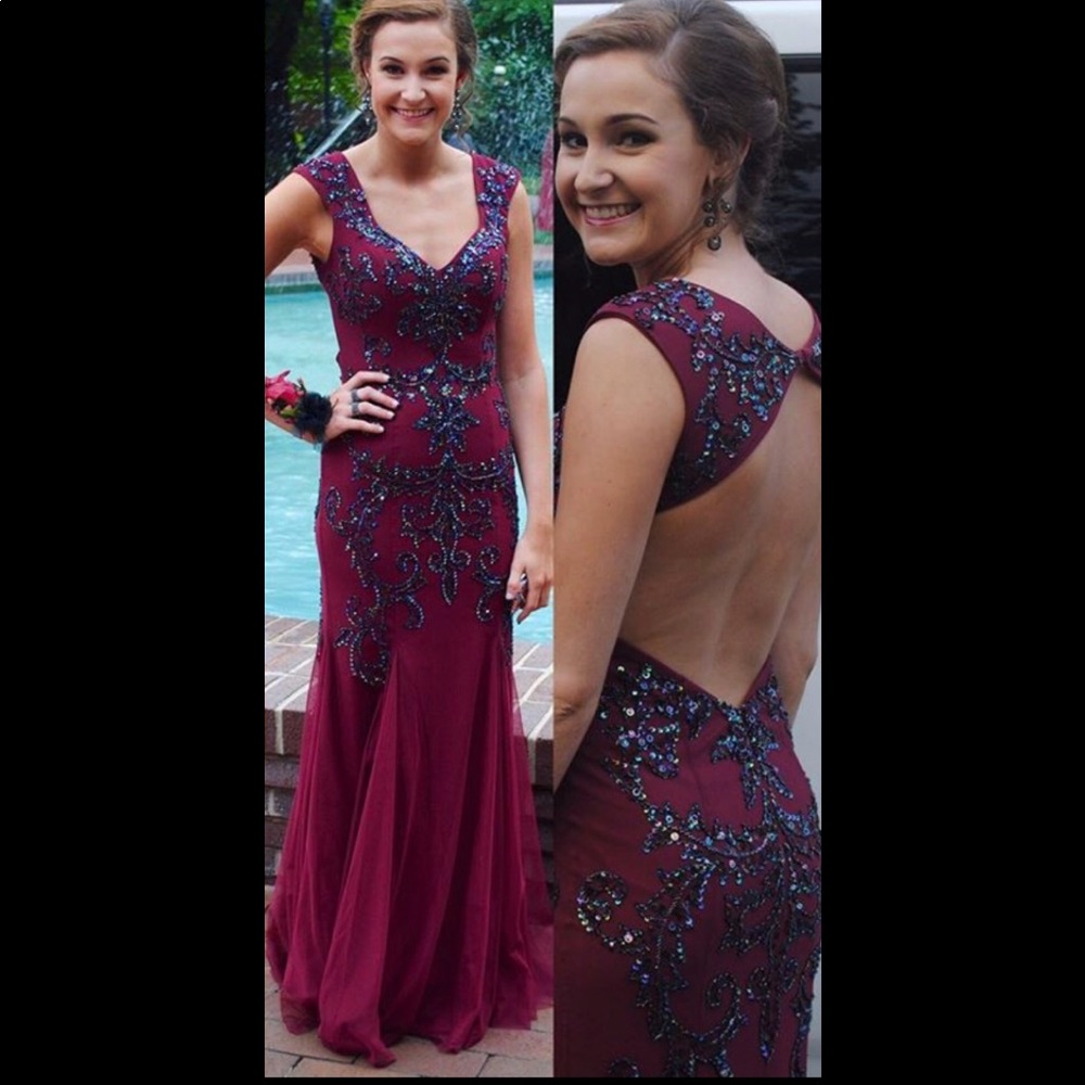 Sherri Hill prom dress